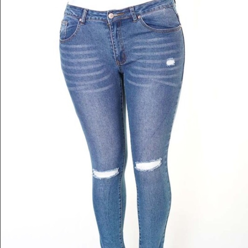 PLUS SIZE JEANS   VINS ME BRAND